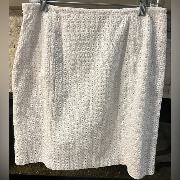 Sigrid Olsen Signature size 8 white eyelet skirt - Picture 7 of 9